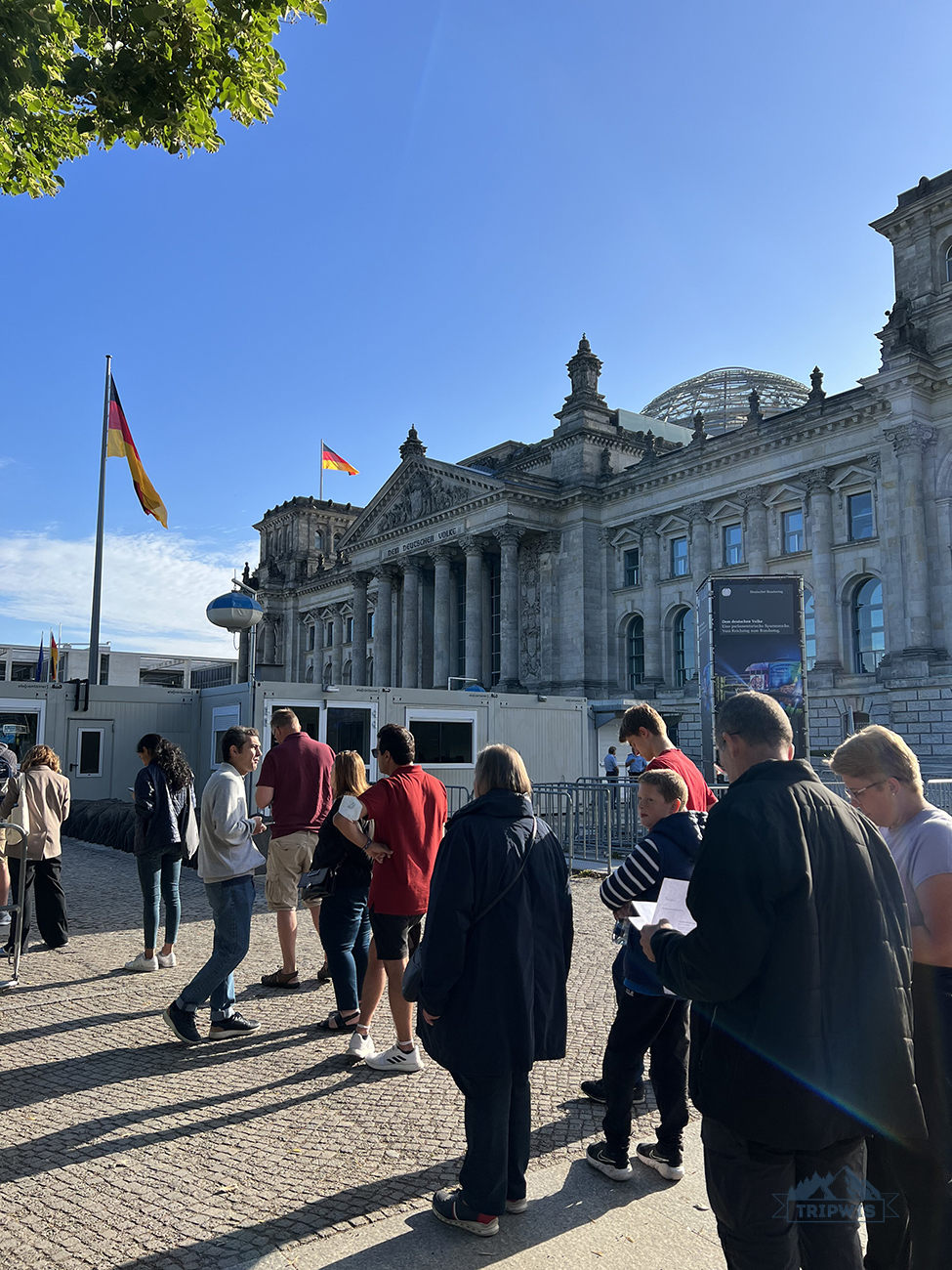 Reichstag entrance queue