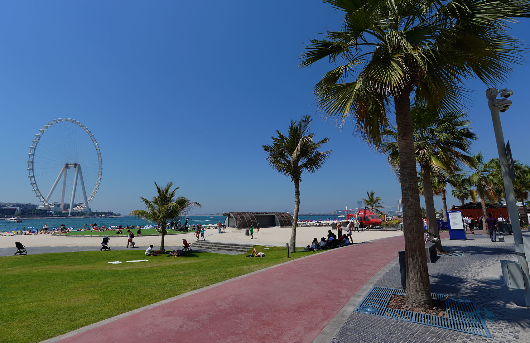 Marina beach and ain Dubai