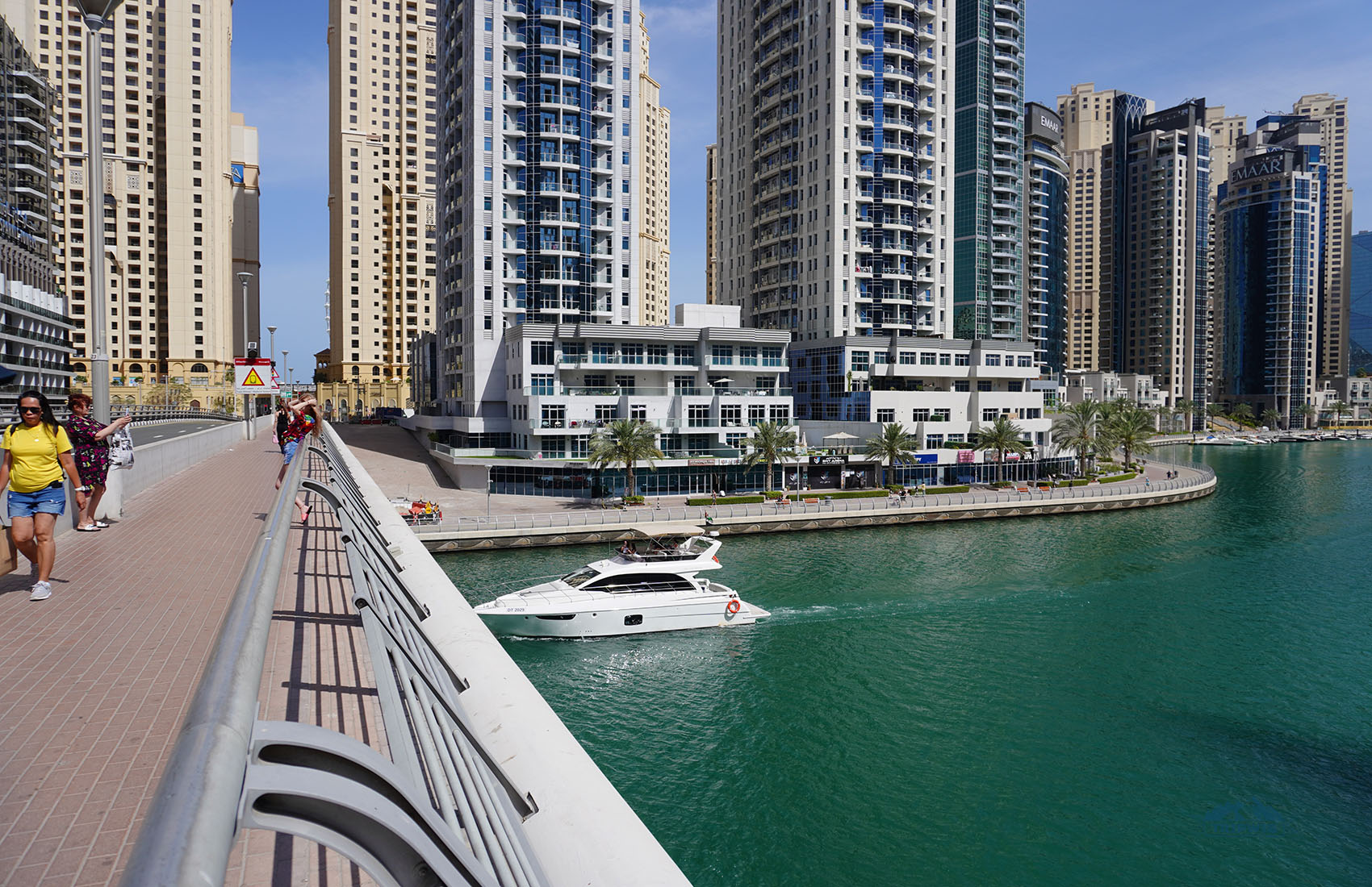 Boat tours in Dubai Marina