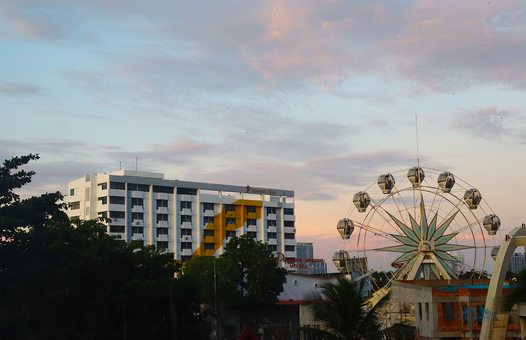 Melaka River Cruise Jeti Quayside and hotel