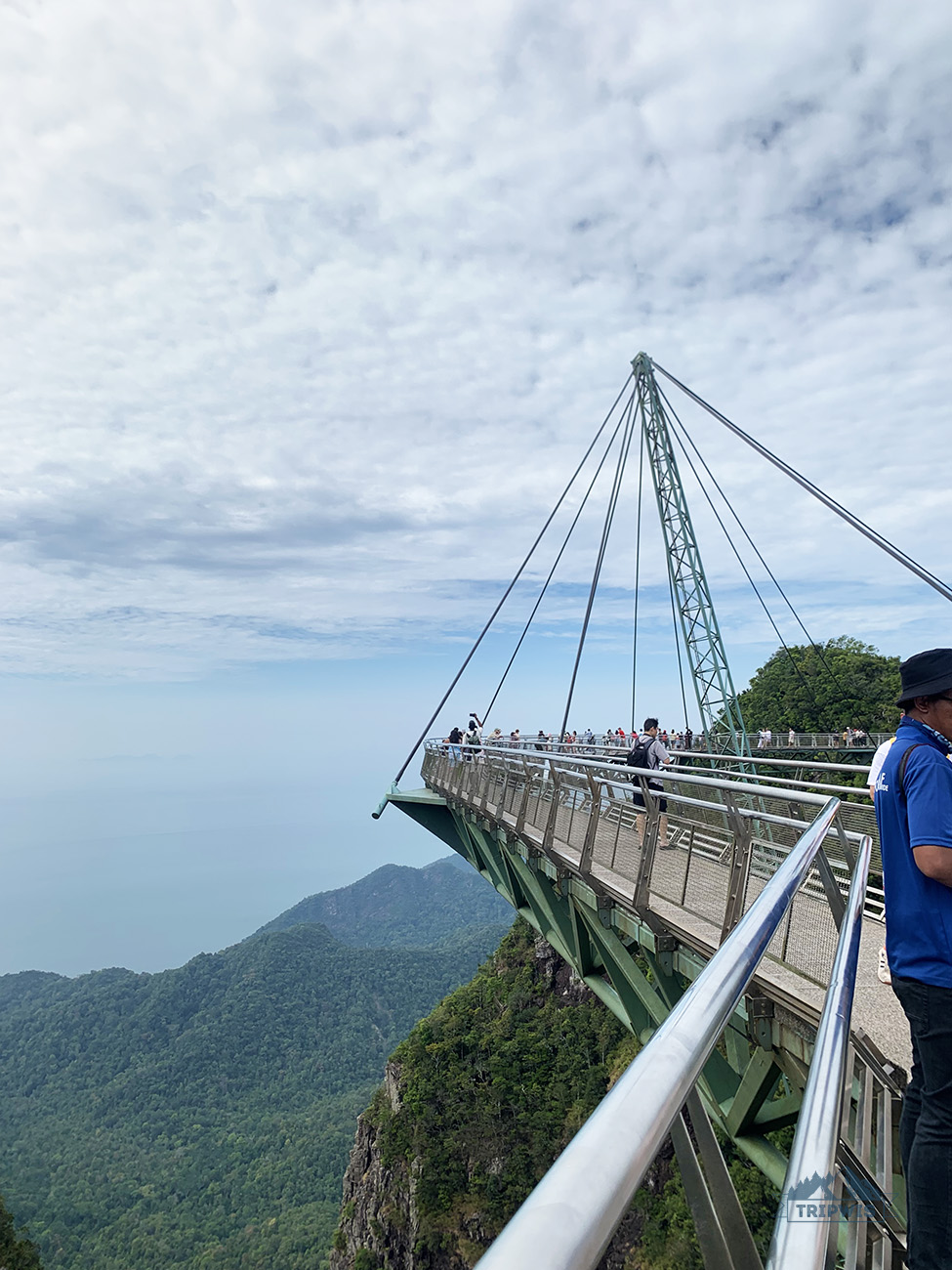 Sky bridge 2