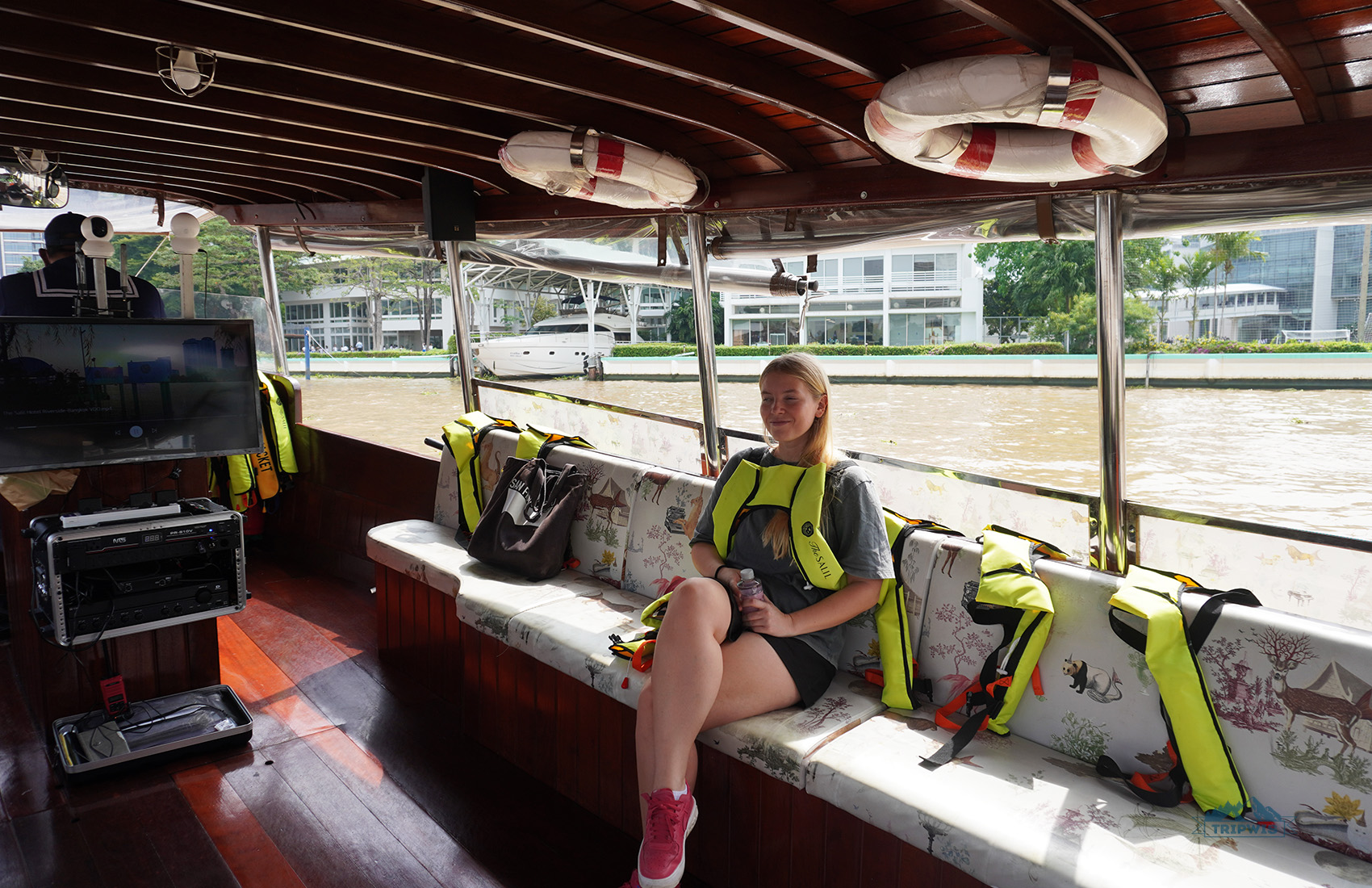 Chao Phraya River Cruise 1