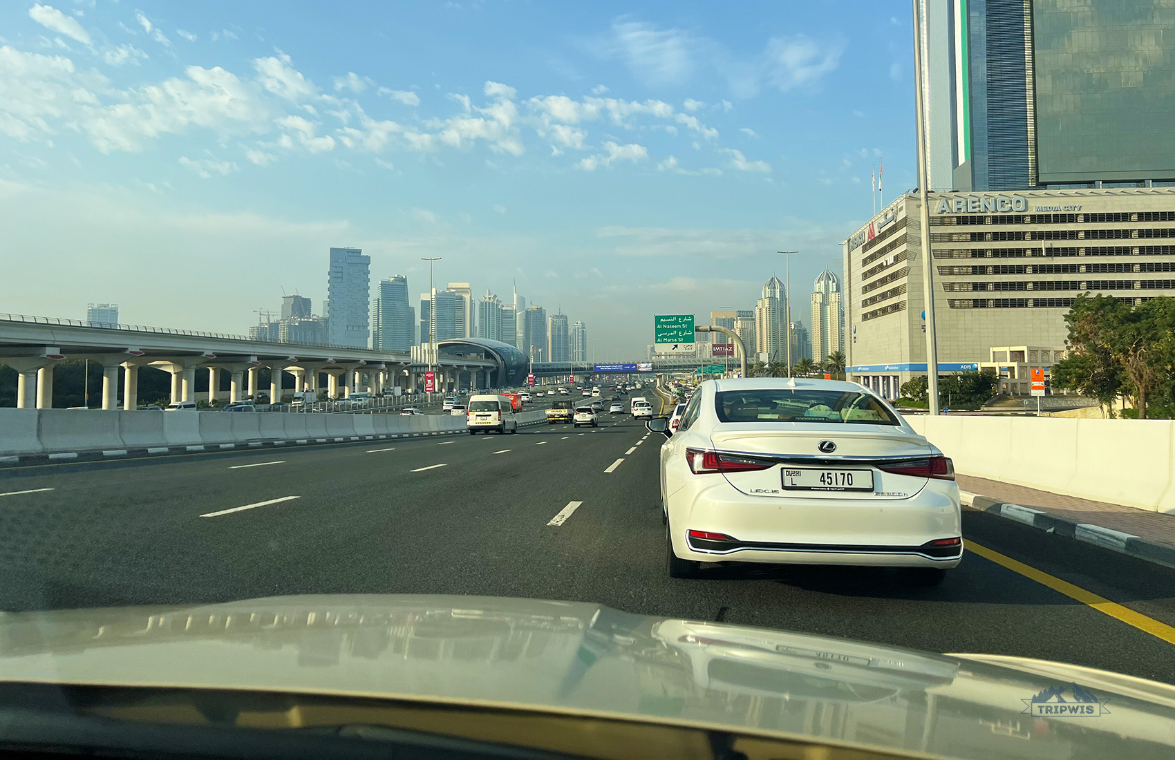 Getting by taxi to Palm Jumeirah