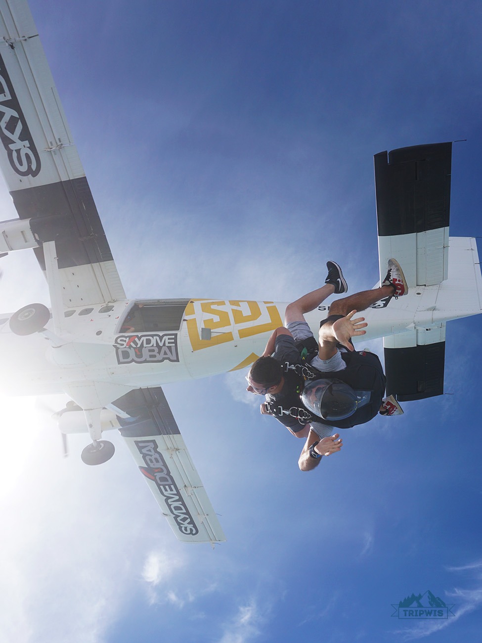 the Jump from airplane in Dubai 2
