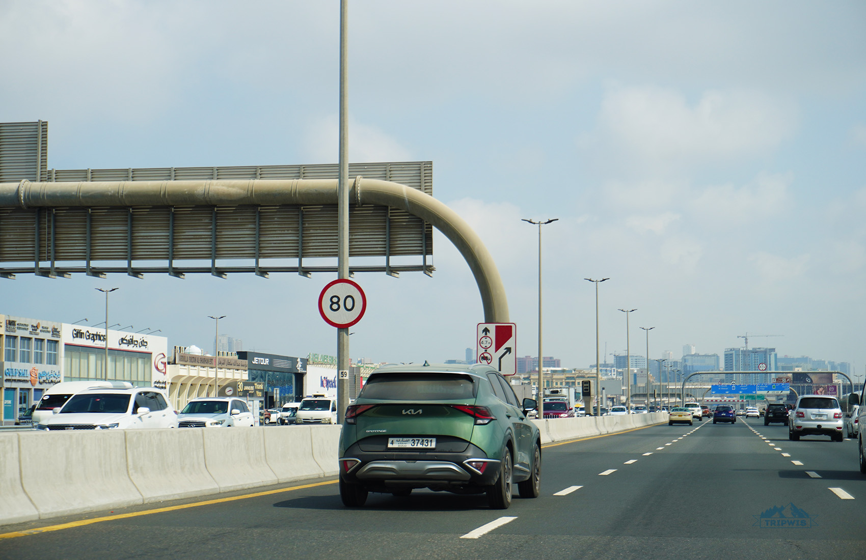 traffic in Dubai
