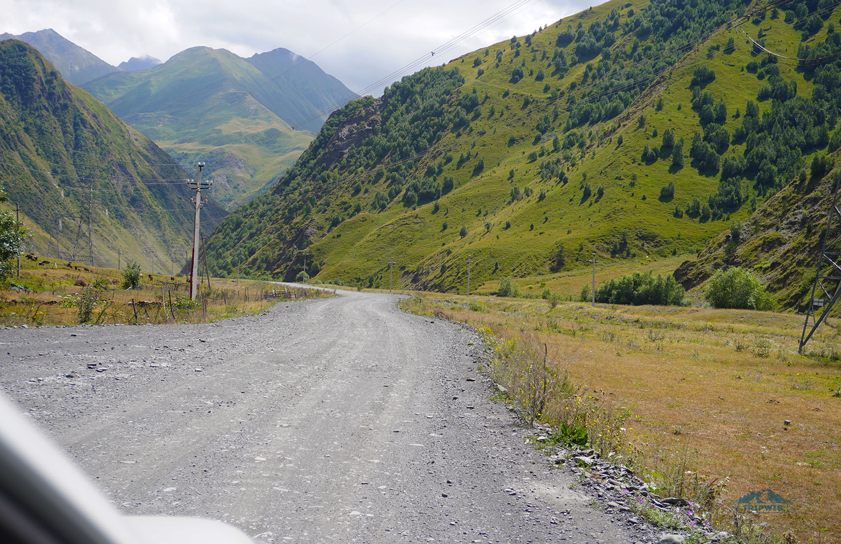 Road to Juta village