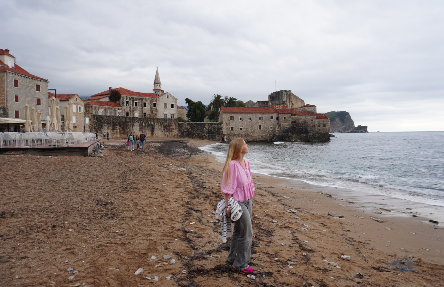 Budva old town beach — Plaza Ricardova Glava