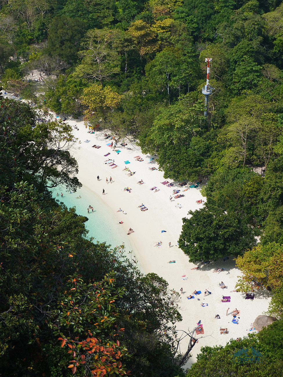 Hong Island beach