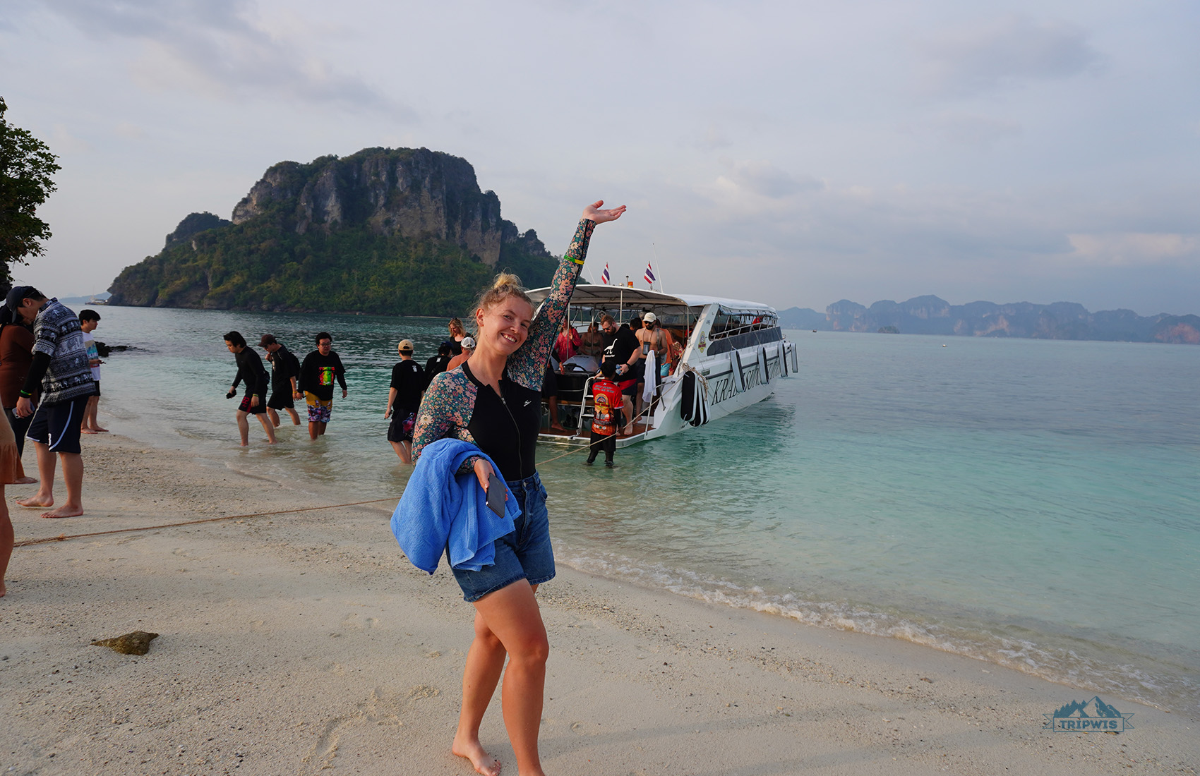 tour of Phi Phi Islands