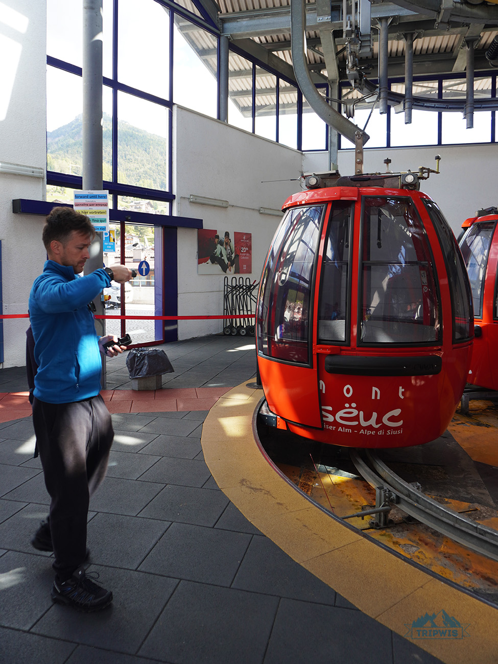Alpe di Siusi Dolomites cable car 2