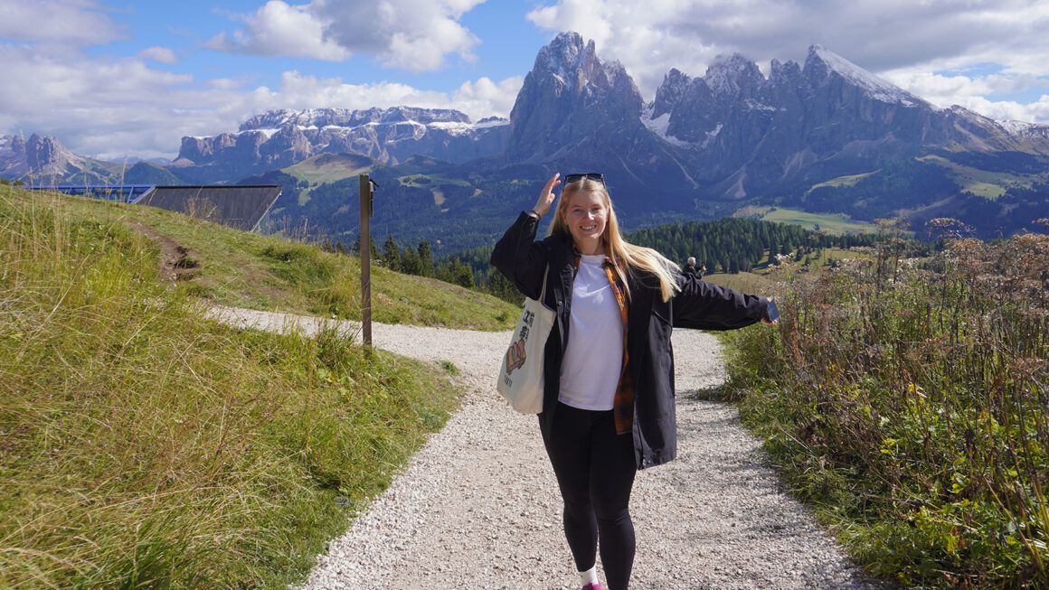 My guide to Alpe di Siusi (Seiser Alm): How to get here, which hike to do, where to stay