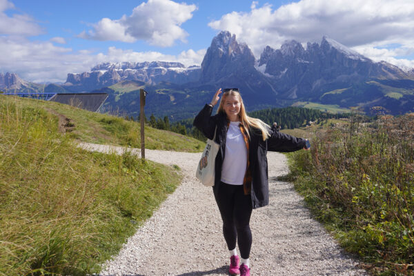 My guide to Alpe di Siusi (Seiser Alm): How to get here, which hike to do, where to stay