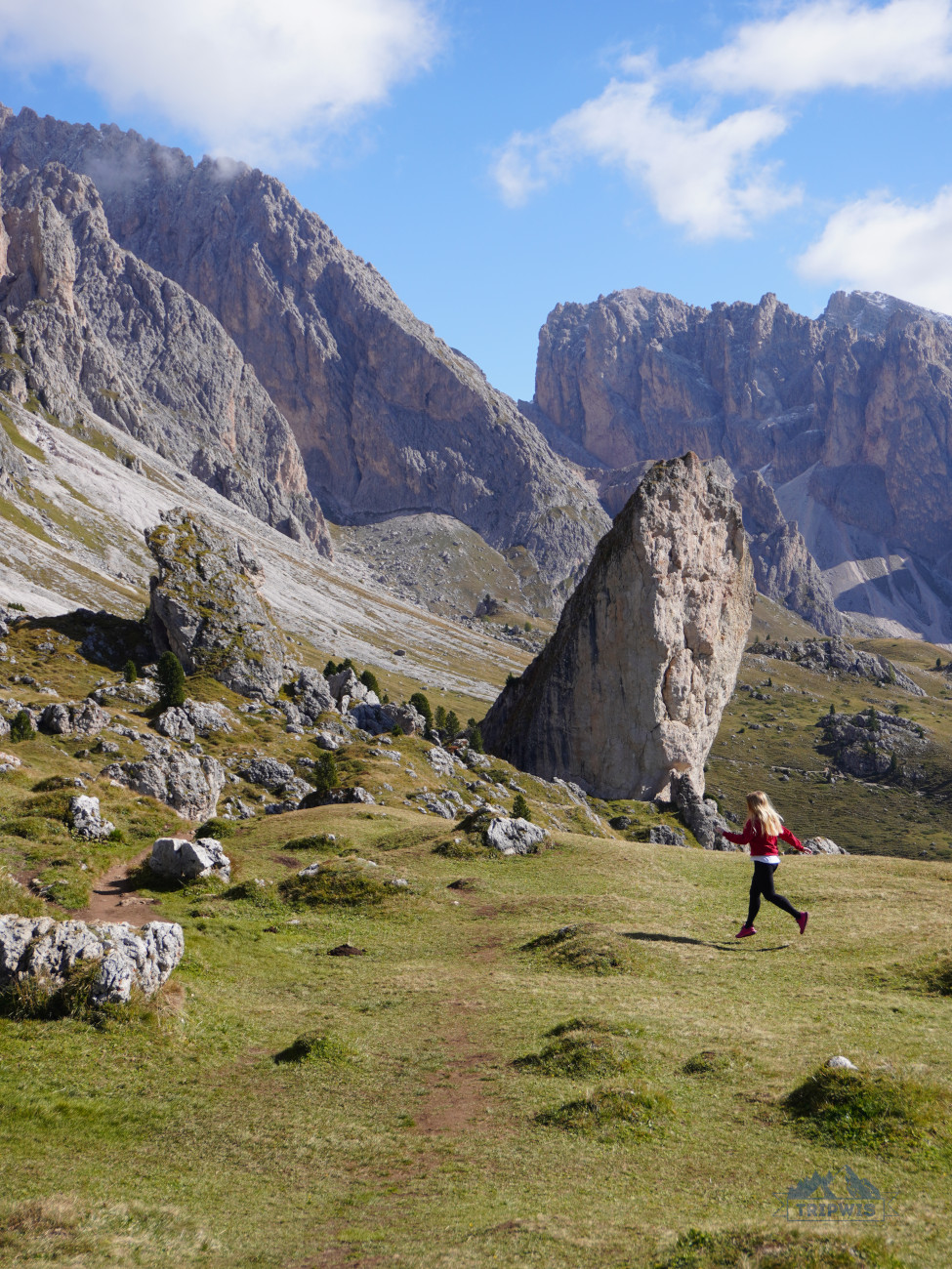 seceda dolomites hike