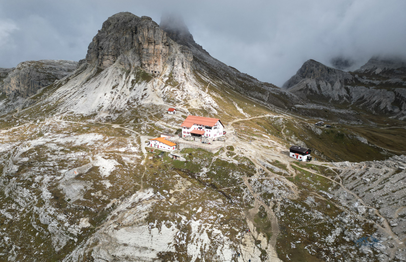 tre cime di lavaredo rifugio