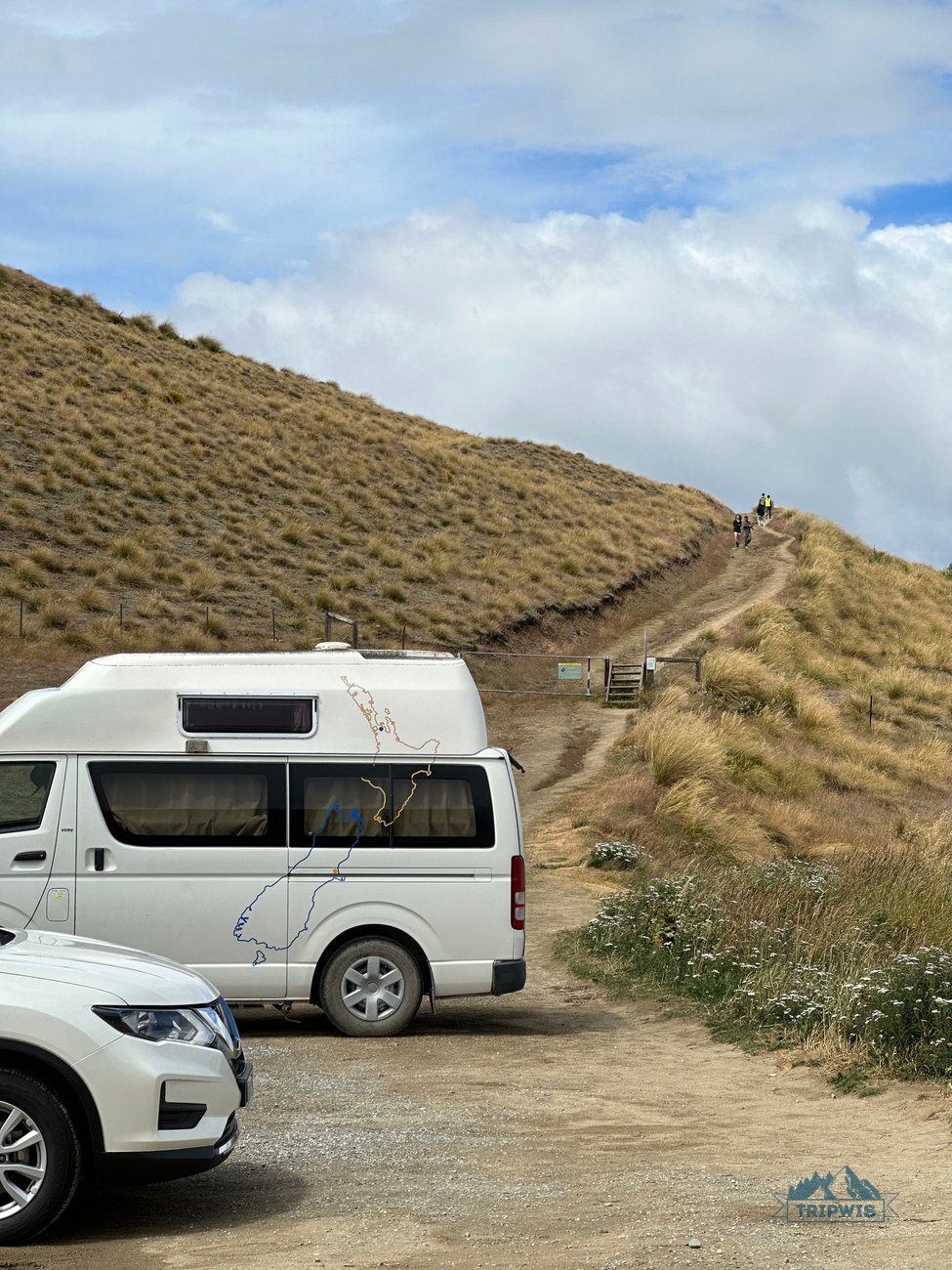 campervans-trailhead-car-park-otago