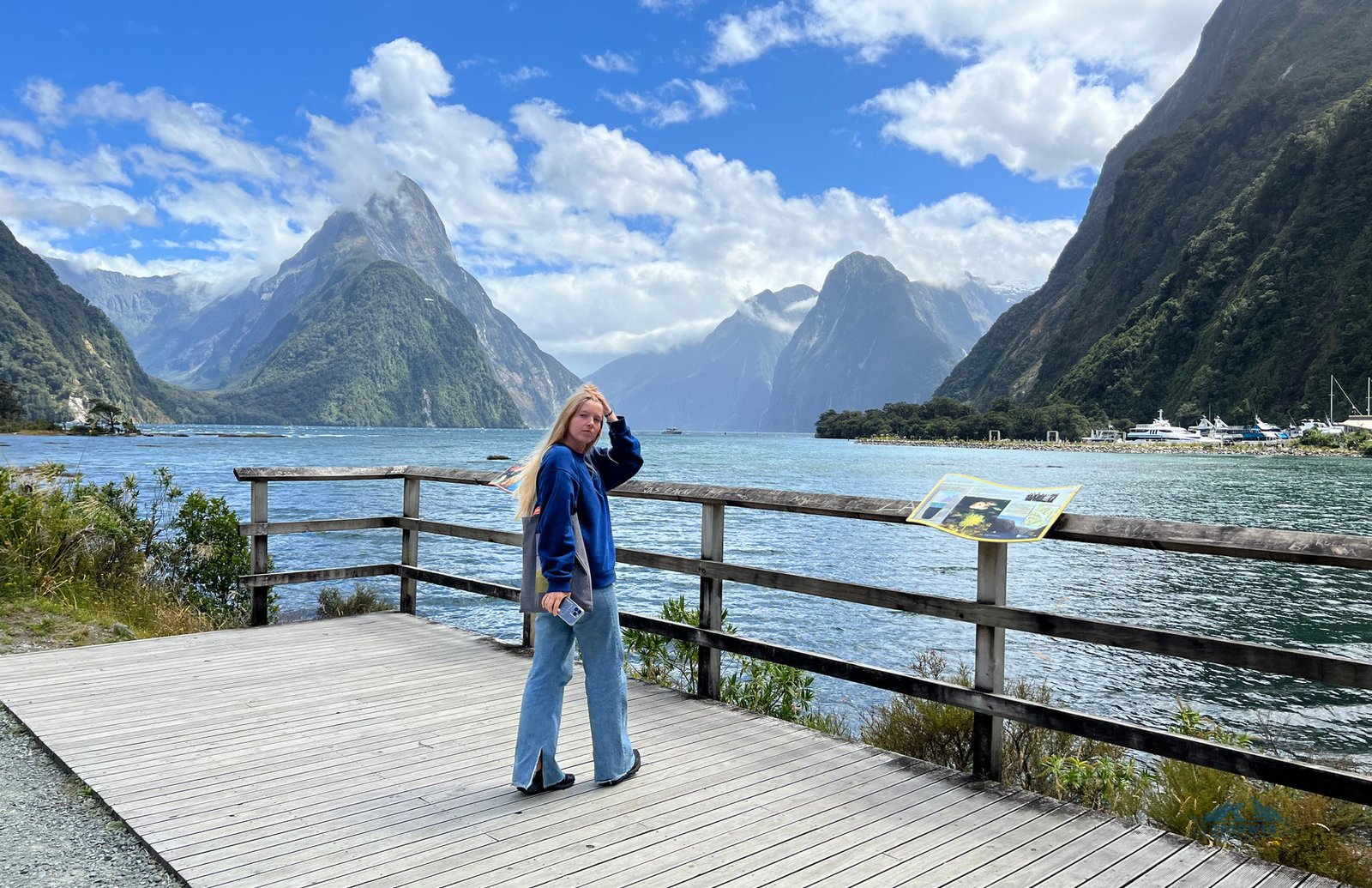 milford-sound-mitre-peak-viewpoint