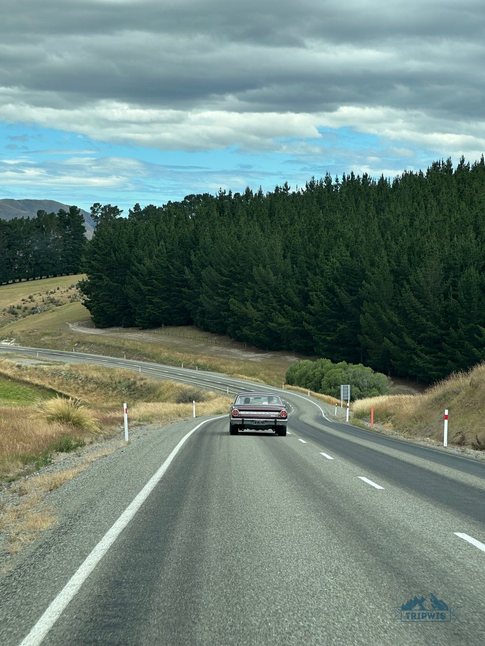 two-lane-highway-otago-road-trip