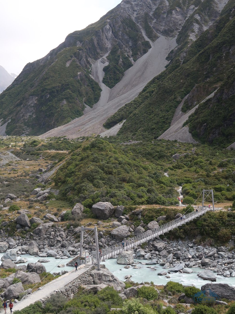 Hooker Valley Track bridge