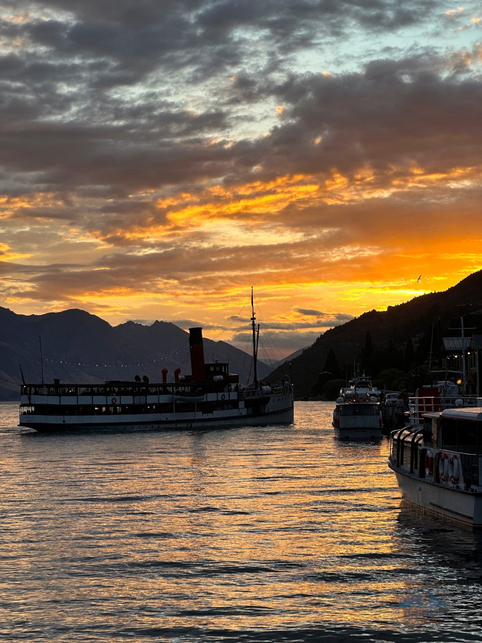 TSS Earnslaw at sunset Queenstown